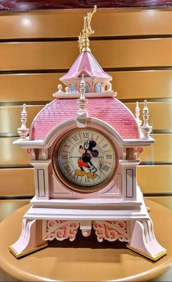 Horloge de l'hôtel Disneyland
